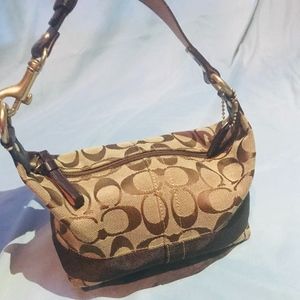 LIKE NEW Authentic Coach Hand bag (Small)